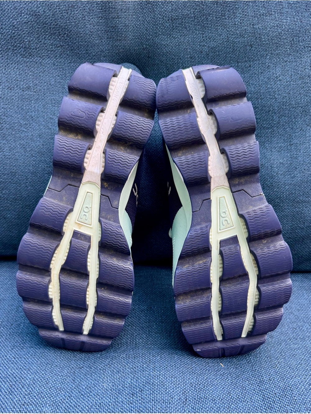 On Running Cloudsurfer Women’s Size 10 — Glacier/Indigo - Picture 7 of 10